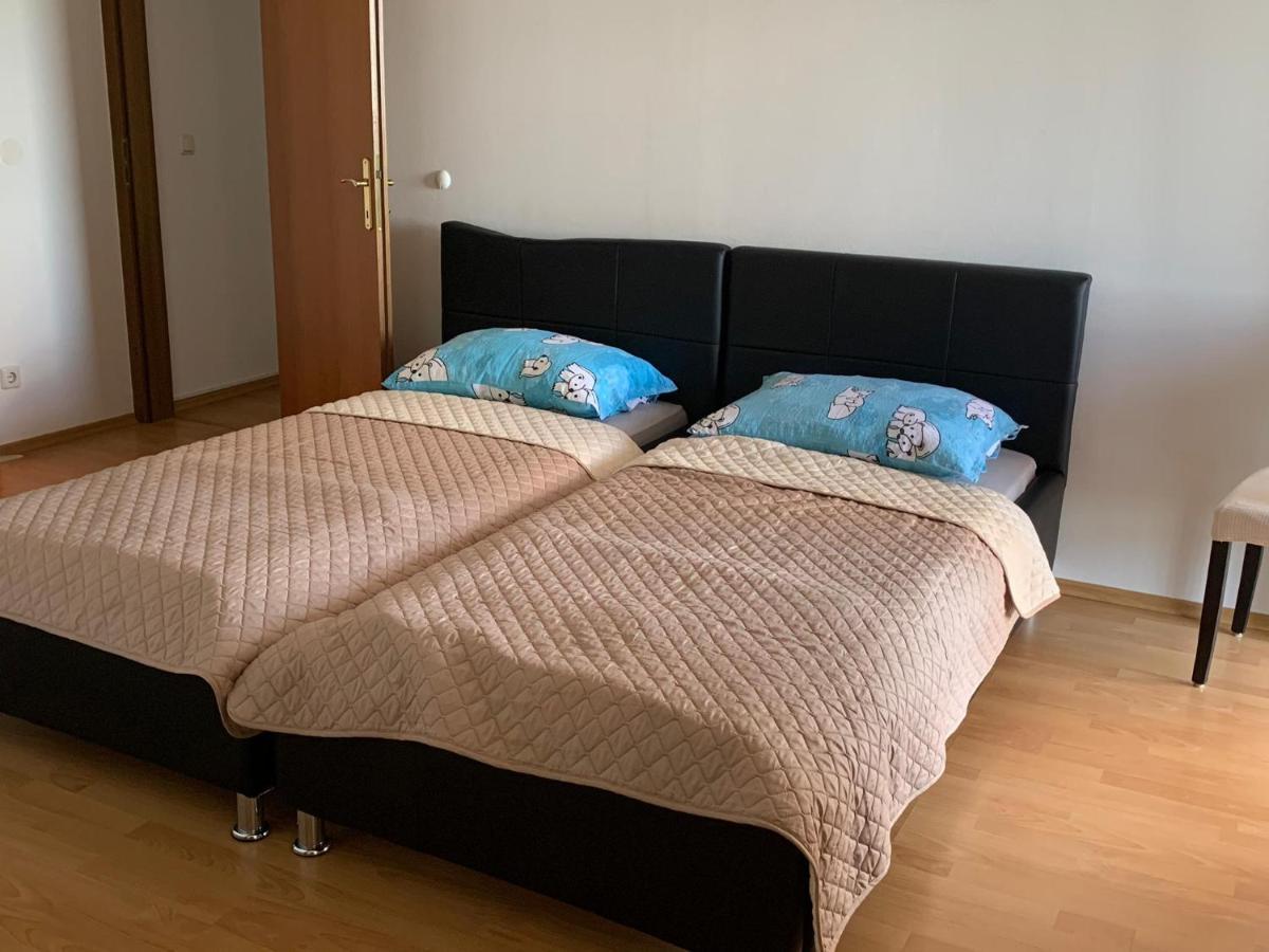 Sobe I Apartmani Til Crikvenica Luaran gambar